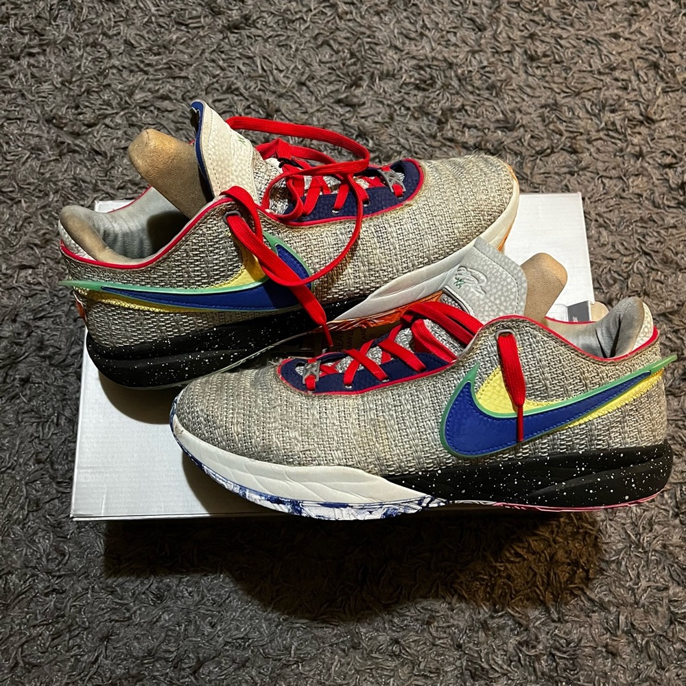 Nike Lebron 20 Basketball Shoe